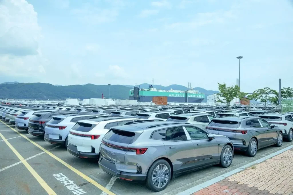 Polestar 4 SUV com vidro traseiro já à venda em Portugal 12 Polestar 4 SUV