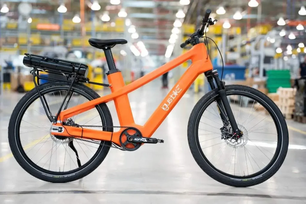 Bicicleta elétrica da igus feita com redes de pesca entra em produção 3 A igus:bike é uma bicicleta elétrica com o quadro feito de plástico maioritariamente reciclado