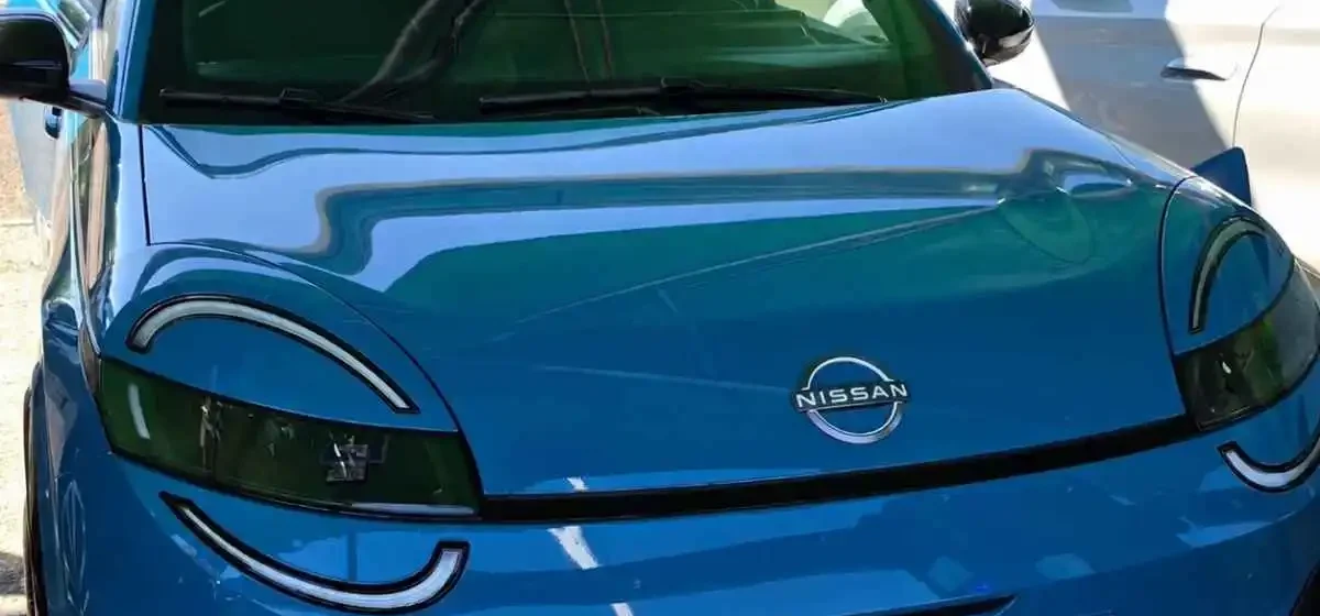 O Nissan Micra azul em que fizemos 1600 quilómetros