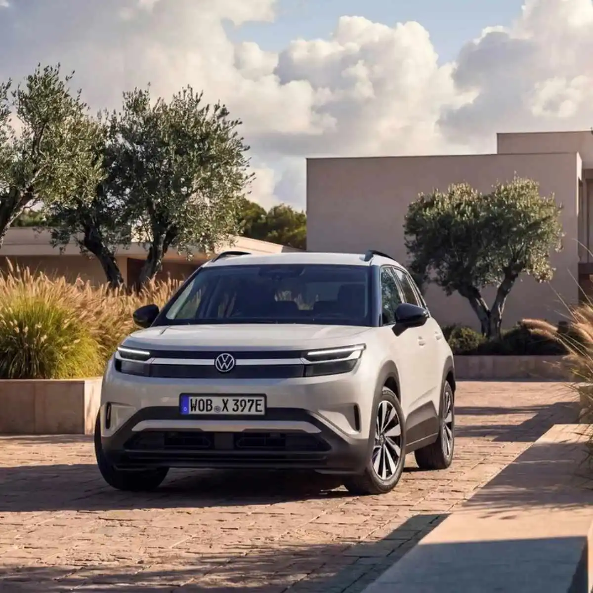 VW ID. Cross com bateria de 37 kWh em pré-venda por 27.925 euros 2 O Volkswagen ID. Cross visto de frente