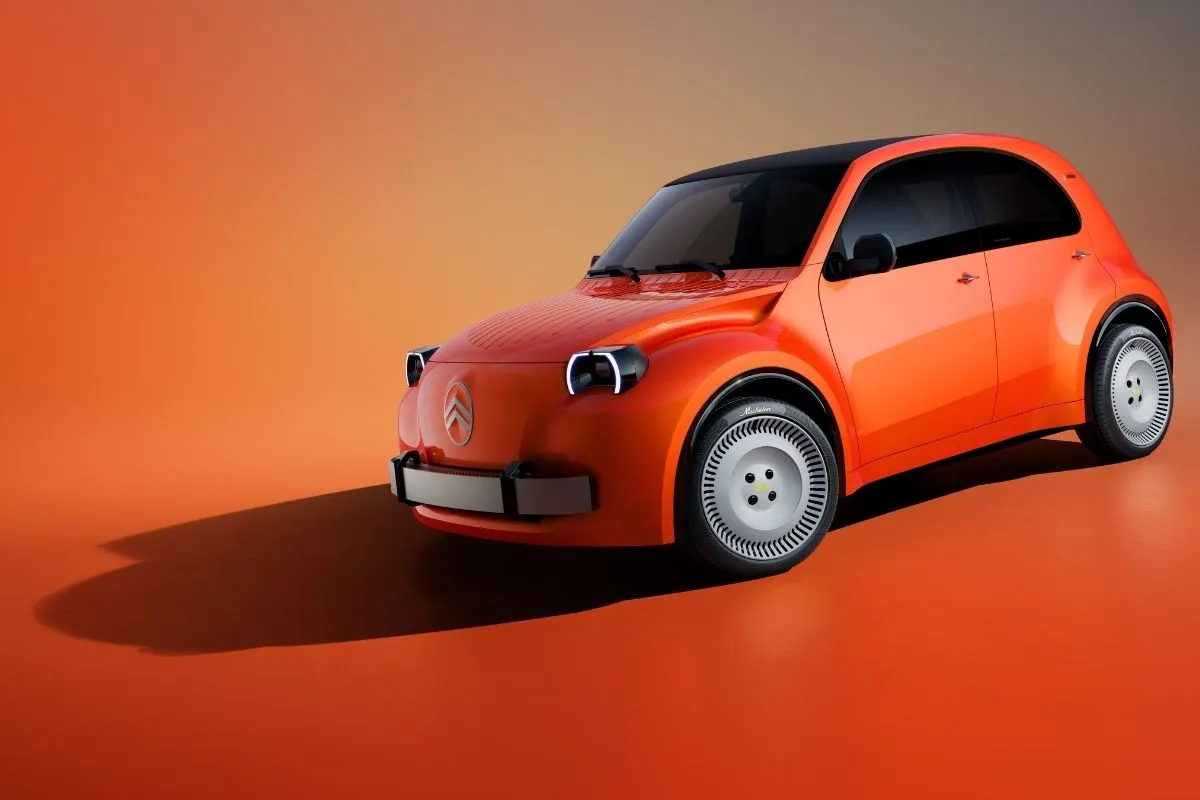 Citroën 2 CV Concept: elétrico, 3,76 metros e alvo de 15.000 euros 2 O protótipo do 2CV elétrico, num laranja forte